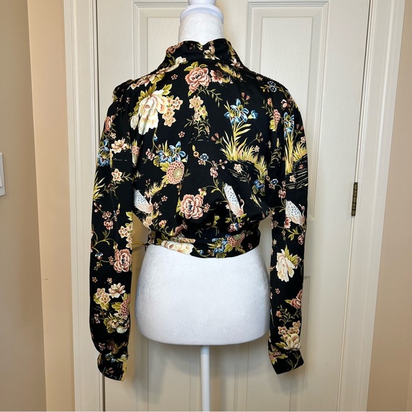 Zara Cropped Floral Top Knotted Long Sleeve Size Small Satin Fall Floral - Picture 3 of 7